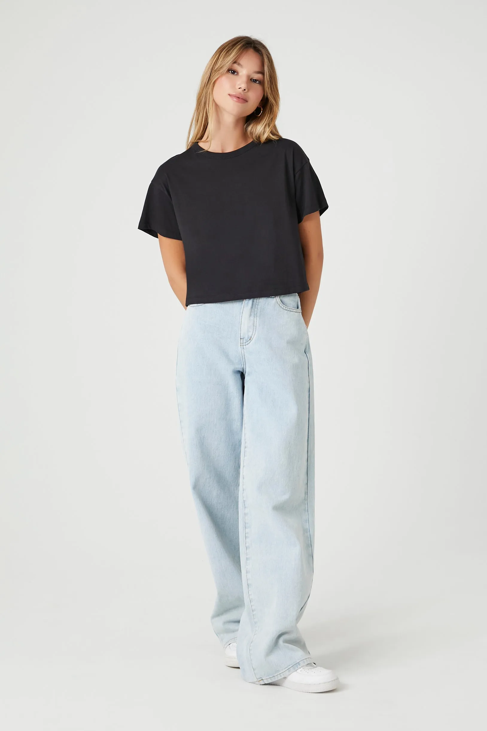 Crew Neck Cropped Tee