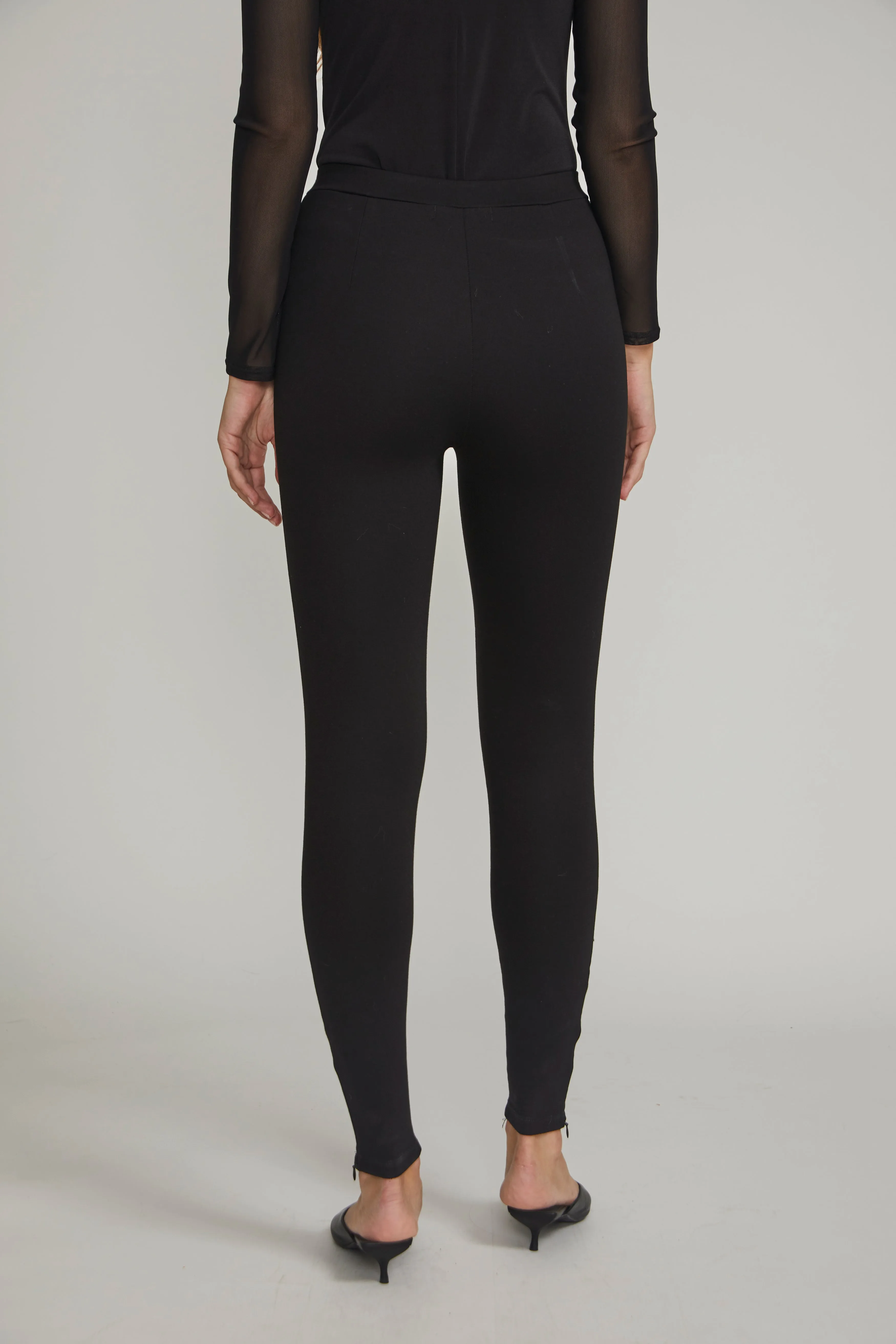 Generation Love Deanna Ponte Button Pants in Black