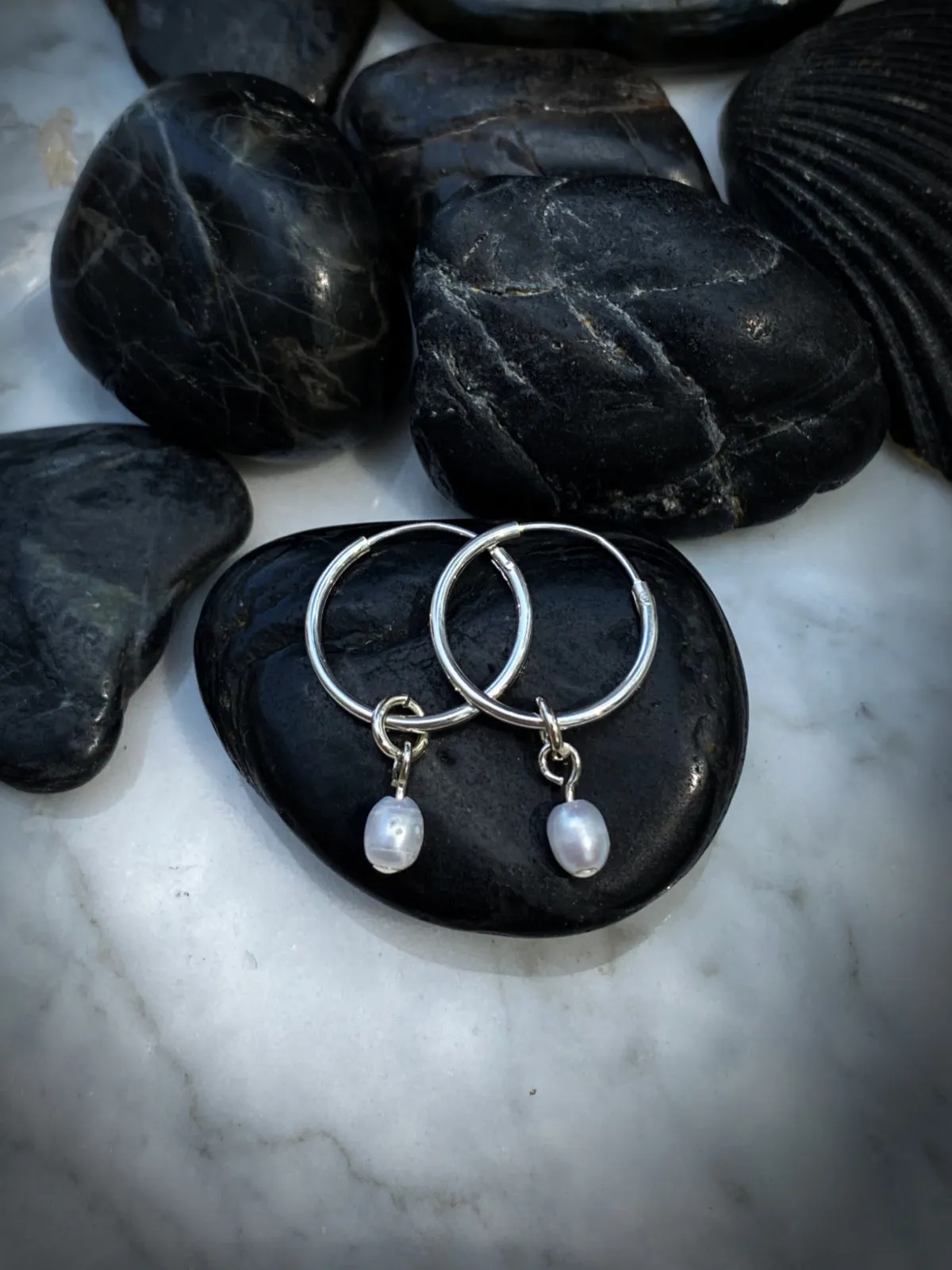 Pearl Charm Endless Hoops